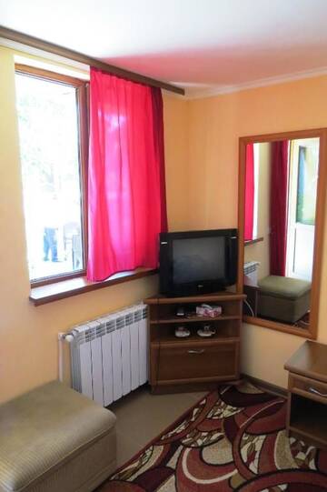 Фото номера Стандартный одноместный номер Отели типа «постель и завтрак» MagHay B&amp;B г. Ванадзор 2