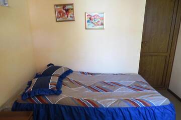 Фото номера Стандартный одноместный номер Отели типа «постель и завтрак» MagHay B&amp;B г. Ванадзор 3