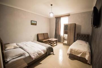 Фото номера Семейный номер Отель Baron Hotel г. Ванадзор 2